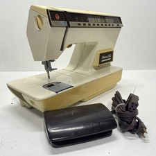 Máquina de costura vintage Singer bege marrom Athena 1200 ponto ziguezague eletrônico comprar usado Máquina de costura vintage Singer bege marrom Athena 1200 ponto ziguezague eletrônico comprar usado  Enviando para Brazil