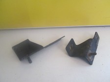 Coppia supporti paraurti usato  Castellana Grotte