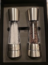 Conjunto de moedor de sal e pimenta Cole & Mason Derwent aço inoxidável - Novo, caixa aberta comprar usado Conjunto de moedor de sal e pimenta Cole & Mason Derwent aço inoxidável - Novo, caixa aberta comprar usado  Enviando para Brazil