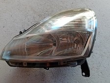 Faro anteriore sinistro usato  Italia