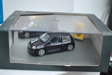 Universal renault clio d'occasion  Expédié en Belgium