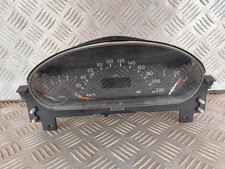 Bloc compteur mercedes d'occasion  Déols