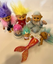 Lot unique troll for sale  Elwood