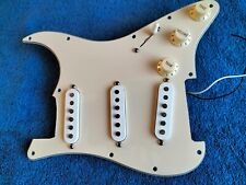 Stratocaster pickguard weiß gebraucht kaufen  Maulbronn