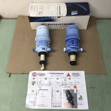 Due dosatori acqua usato  Spedire a Italy