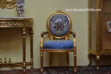 Coppia poltrone dorate usato  Roma