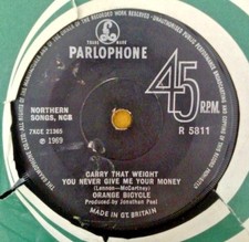 ORANGE BICYCLE " CARRY THAT WEIGHT " RARE ORIG UK 7 " 1G1G MOTHER STAMPERS comprar usado ORANGE BICYCLE " CARRY THAT WEIGHT " RARE ORIG UK 7 " 1G1G MOTHER STAMPERS comprar usado  Enviando para Brazil