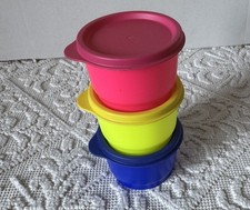 Tupperware set baby usato  Ricadi
