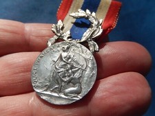 Medaille honneur ministere d'occasion  Aubenas