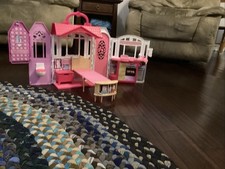 Cute little girl for sale  Summerland Key