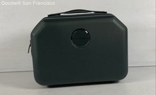 Mala de viagem Max Studio verde-azulada clássica forrada ao ar livre com zíper ao redor comprar usado Mala de viagem Max Studio verde-azulada clássica forrada ao ar livre com zíper ao redor comprar usado  Enviando para Brazil