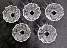 Usado, Conjunto vintage de 5 lustres redondos recortados de vidro prensado Bobeche comprar usado Usado, Conjunto vintage de 5 lustres redondos recortados de vidro prensado Bobeche comprar usado  Enviando para Brazil