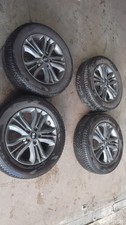 Cerchi gomme 225 usato  Tivoli