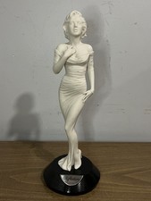 Marylin monroe porcelain d'occasion  Expédié en Belgium