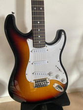 Chitarra elettrica eko usato  Cosenza
