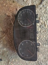 Compteur volkswagen touran d'occasion  Coutras