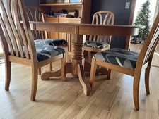 Oak dining table for sale  Hudson