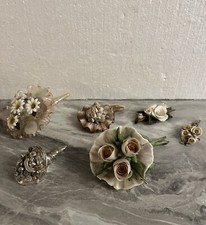 Mazzo fiori capodimonte usato  Roma