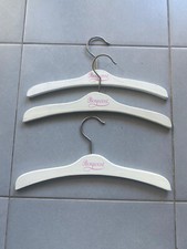 Lot cintres vintage d'occasion  Castelnau-le-Lez
