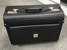 Pilot flight bag for sale  MELTON MOWBRAY