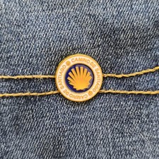 Spilla pin badge usato Spilla pin badge usato  Italia