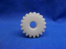 Usado, Yamaha 443-17831-00. Engrenagem de acionamento por tacômetro fabricante de equipamento original. Compatível com Yamaha DT175 (74-76). comprar usado  Enviando para Brazil