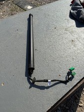 Citroen C5 Aircross 2017 Amortyzator klapy bagażnika 9817432080 Oryginalna część OE na sprzedaż Citroen C5 Aircross 2017 Amortyzator klapy bagażnika 9817432080 Oryginalna część OE na sprzedaż  PL