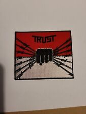 Patch thermocollant brodé d'occasion  Malakoff