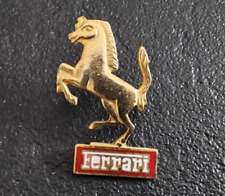 Pin logo doré d'occasion  Angers-