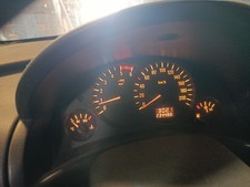 Compteur opel corsa d'occasion  Origny-Sainte-Benoite