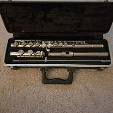 Yamaha YFL 22 Flauta Estudantil Modelo C Deslocamento de Pé G Furo Fechado comprar usado  Enviando para Brazil