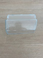 Usado, 1441560 Electrolux Kelvinator Simpson porta geladeira lado direito prateleira laticínios tampa comprar usado Usado, 1441560 Electrolux Kelvinator Simpson porta geladeira lado direito prateleira laticínios tampa comprar usado  Enviando para Brazil