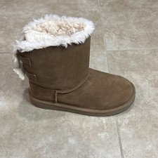 Ugg kids chesnut for sale  Normandy Beach