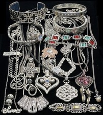 Pieces brighton jewelry for sale  San Antonio