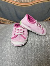 Sapato de bebê sapatos simples para um planeta feliz – berço rosa tamanho pequeno (1–3) comprar usado  Enviando para Brazil