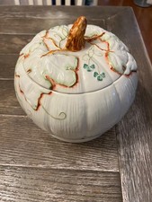 Belleek ireland shamrock for sale  Medina
