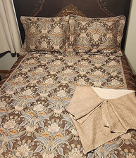 Croscill queen comforter for sale  Milwaukee