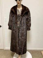 Beautiful dark brown for sale  Lebanon