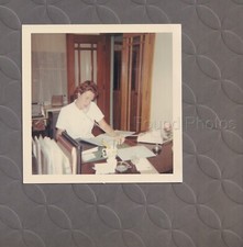 Fotografia encontrada colorida original 1968 secretário posou no telefone H149 comprar usado  Enviando para Brazil
