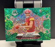 2024 Panini Mosaic NFL Debut Jayden Daniels #272 Green Sparkle Prizm 8/8 BOOKEND comprar usado  Enviando para Brazil