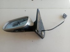 Specchietto retrovisore sinist usato  Italia