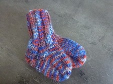 Babysöckchen selbstgestrickt  gebraucht kaufen  Wollmatingen