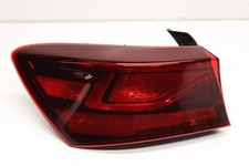 Usado! Lanterna traseira lateral esquerda Kia Forte LH 2019-2024 incandescente fabricante de equipamento original 92401-M7000 comprar usado  Enviando para Brazil