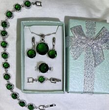 Usado, Deslumbrante Colar Verde Esmeralda, Brincos Pendurados, Pulseira e Anel Tamanho 8 Conjunto comprar usado  Enviando para Brazil