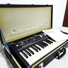 Roland RS09 Cordas de Órgão Sintetizador Analógico Vintage 44 Chaves com Estojo Rígido Manual comprar usado  Enviando para Brazil
