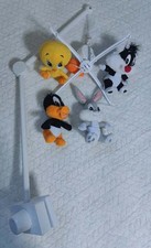 Vintage 1997 Looney Tunes Berço Móvel Musical Tweety Bugs Coelho Ano Novo com comprar usado  Enviando para Brazil