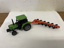 Trator Deutz-Allis 7085 em escala 1/64 com arado inferior Allis-Chalmers 6, ERTL comprar usado Trator Deutz-Allis 7085 em escala 1/64 com arado inferior Allis-Chalmers 6, ERTL comprar usado  Enviando para Brazil