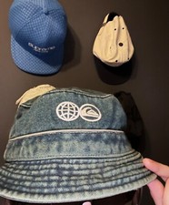 Quiksilver bucket hat d'occasion  Macau