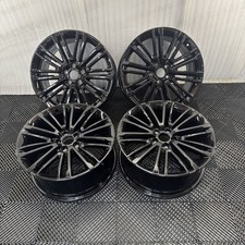 Set audi line for sale  NORTHAMPTON