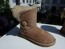 Ugg australia 5803 gebraucht kaufen  Berlin